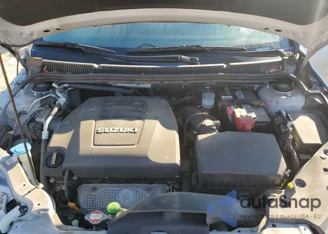 2012 Suzuki Kizashi Se z USA, uszkodzony, nr VIN JS2RE9A33C6100834